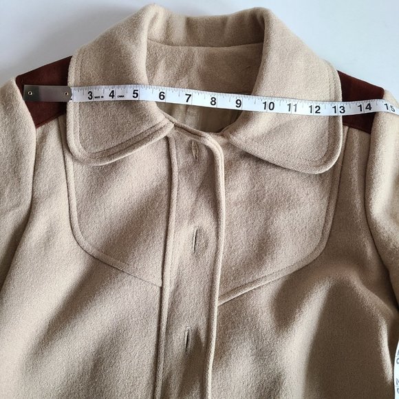 100% wool beautiful vintage 1970s 1980s beige coat with brown details. - Picture 13 of 16